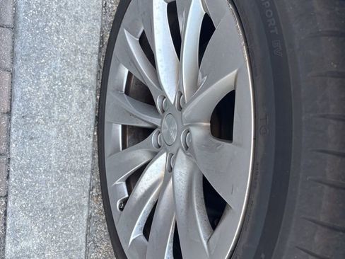 Used 2020 Tesla Model X Long Range image 12