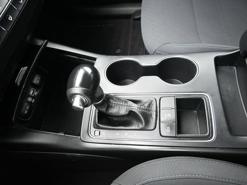 Used 2017 Kia Sorento AWD image 19