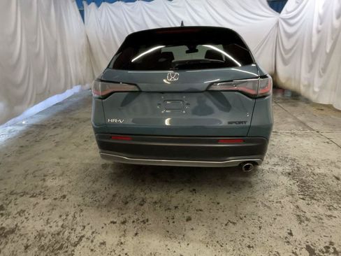 Certified 2025 Honda HR-V Sport image 7