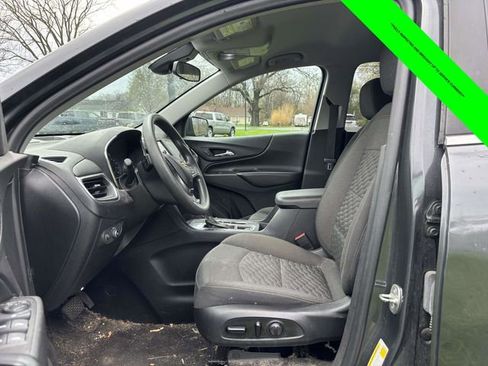 Used 2021 Chevrolet Equinox LT image 3