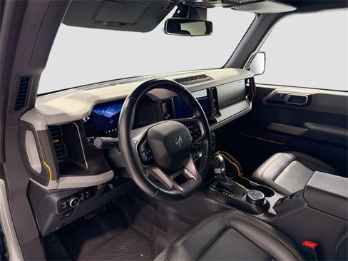 Used 2023 Ford Bronco Badlands w/ Sasquatch Package image 8