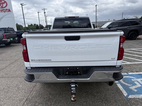 Used 2024 Chevrolet Silverado 3500 LT AWD/4WD image 5