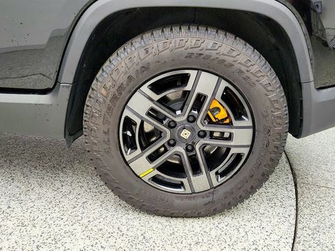 Used 2023 Rivian R1T Adventure AWD/4WD image 9
