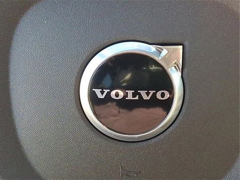 New 2026 Volvo XC60 B5 Plus w/ Protection Package Premier image 12