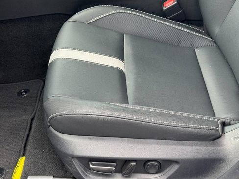 Used 2026 Toyota Camry SE FWD image 23