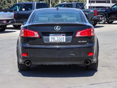Used 2012 Lexus IS 250 w/ Premium Pkg Value Edition RWD image 6