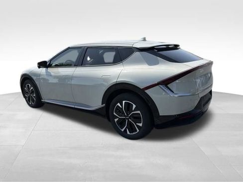 Used 2023 Kia EV6 Wind w/ Wind Technology Package RWD image 9
