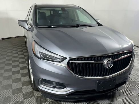 Used 2019 Buick Enclave Essence AWD/4WD image 10