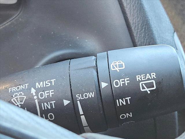 Used 2016 MAZDA MAZDA3 i Sport FWD image 12