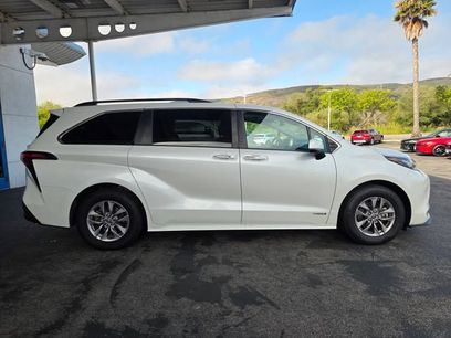 Used 2021 Toyota Sienna XLE w/ XLE Plus Package