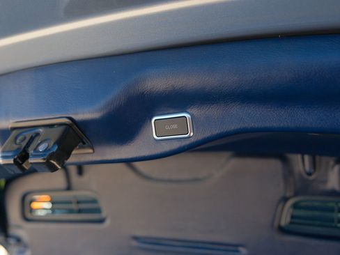 Used 2012 Ferrari FF image 36