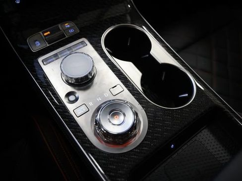 New 2026 Genesis GV70 3.5T Sport Prestige AWD/4WD image 32