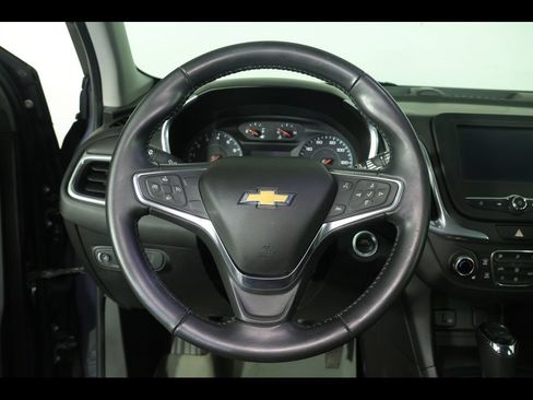 Used 2018 Chevrolet Equinox LT AWD/4WD image 17