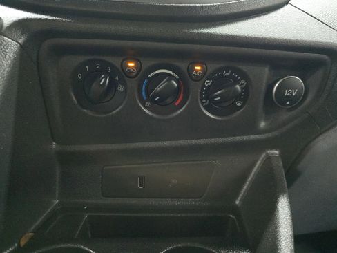 Used 2017 Ford Transit 150 XLT image 21