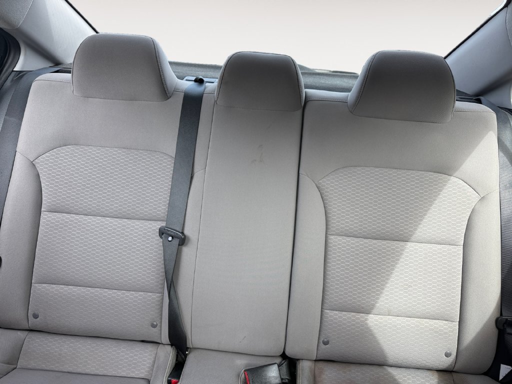 Used 2020 Hyundai Elantra SEL FWD image 13