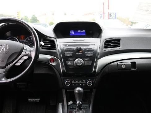 Used 2018 Acura ILX w/ Special Edition Package FWD image 14