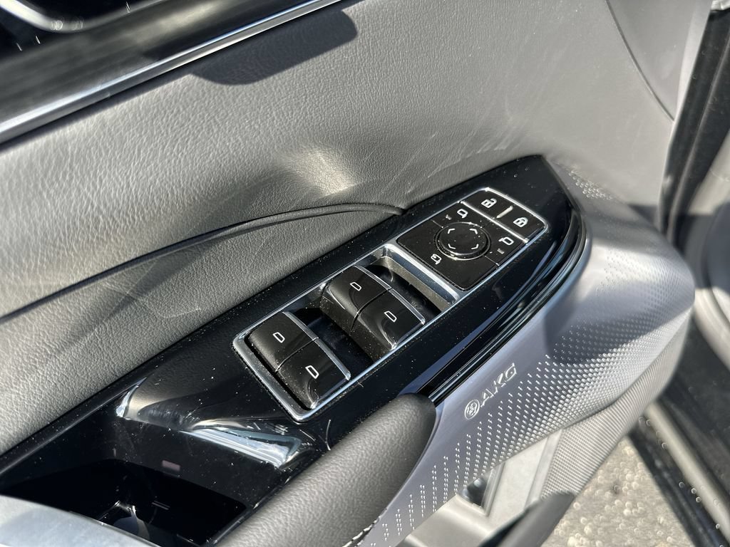 New 2026 Cadillac Lyriq V AWD/4WD image 21