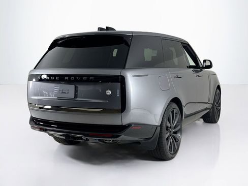New 2026 Land Rover Range Rover SV AWD/4WD image 5