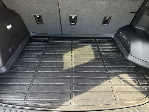 Used 2026 GMC Terrain Elevation w/ Black Edition image 10