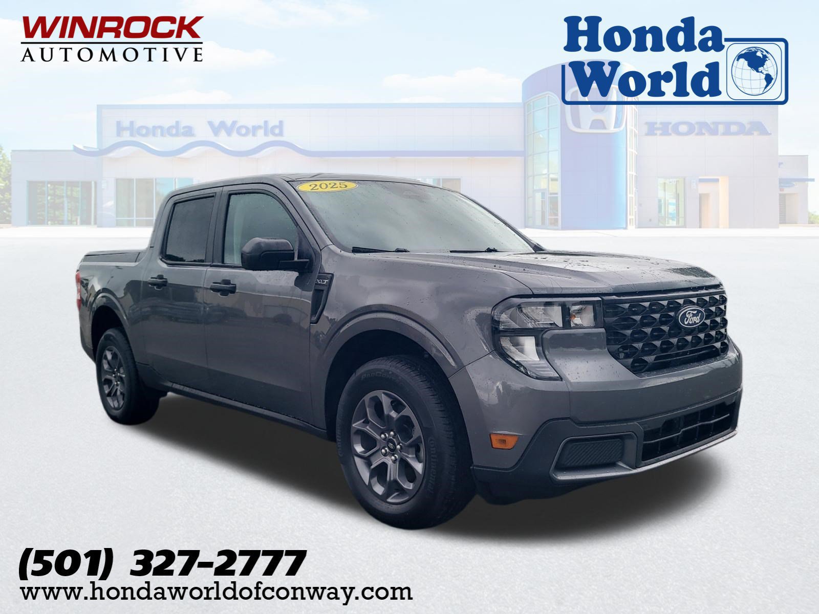 Used 2025 Ford Maverick XLT FWD image 1