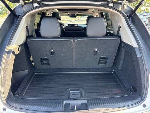 Used 2024 Acura MDX SH-AWD w/ Technology Package image 12
