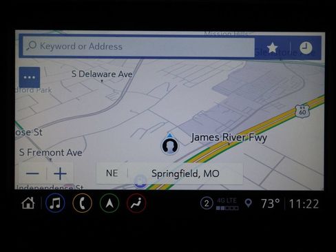 Used 2023 GMC Acadia SLT w/ Preferred Package FWD image 12