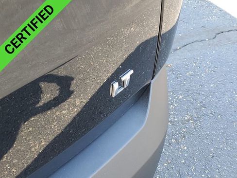 Certified 2023 Chevrolet Traverse LT FWD image 31