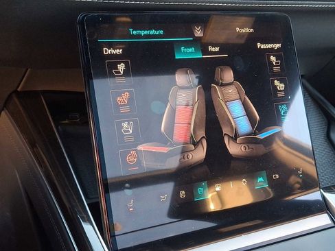 Used 2026 Cadillac Escalade Luxury w/ Touring Package image 27