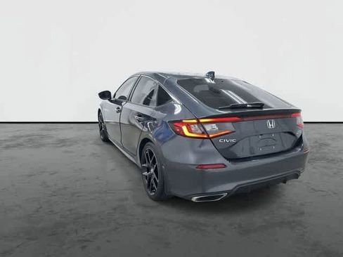 Used 2024 Honda Civic Sport Touring image 2