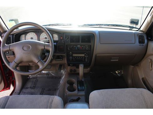 Used 2003 Toyota Tacoma PreRunner image 10