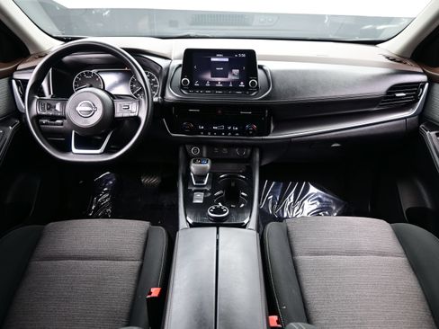 Used 2022 Nissan Rogue SV AWD/4WD image 17