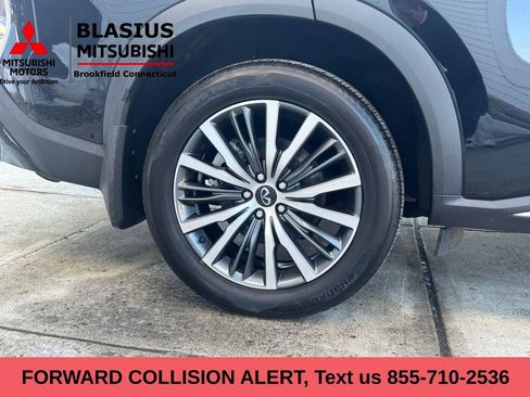 Used 2023 INFINITI QX60 Sensory w/ Cargo Package image 11