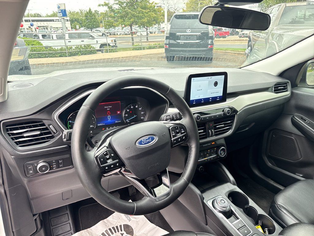 Certified 2021 Ford Escape SEL FWD image 14