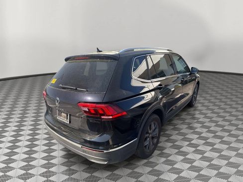 Used 2023 Volkswagen Tiguan SE image 4