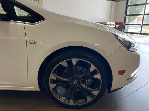 Used 2019 Buick Cascada Premium image 53