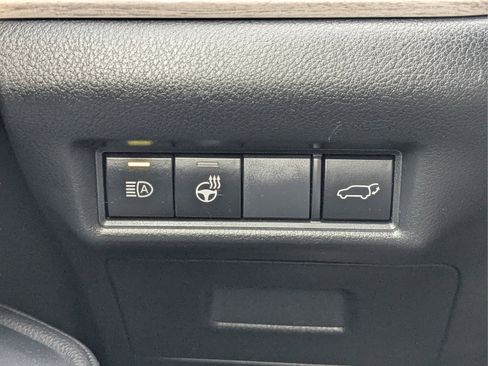 Used 2024 Toyota Grand Highlander AWD image 27