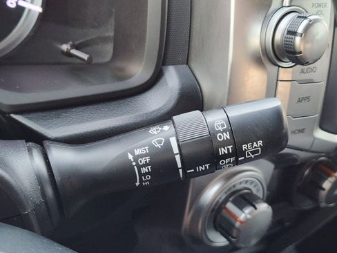 Used 2016 Toyota 4Runner SR5 image 34