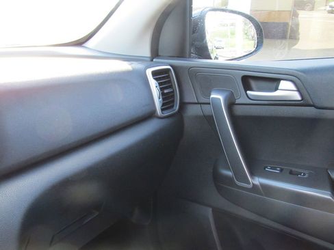 Used 2018 Kia Sportage LX AWD/4WD image 14