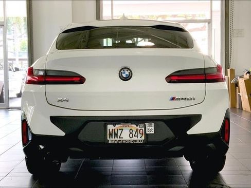 Certified 2023 BMW X4 M40i w/ Premium Package AWD/4WD image 4