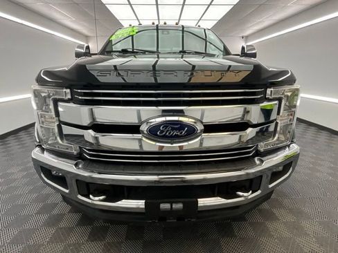 Used 2017 Ford F450 Lariat w/ Lariat Ultimate Package AWD/4WD image 2
