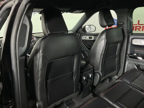 Certified 2023 Ford Explorer ST-Line AWD/4WD image 15