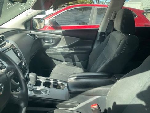 Used 2019 Nissan Murano S AWD/4WD image 5