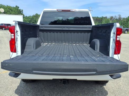Used 2024 Chevrolet Silverado 1500 Custom AWD/4WD image 10