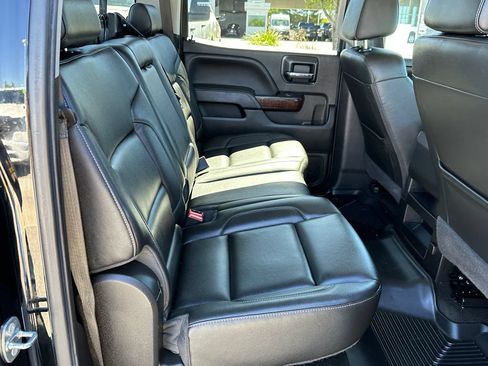 Used 2018 GMC Sierra 1500 SLT w/ SLT Premium Package AWD/4WD image 18