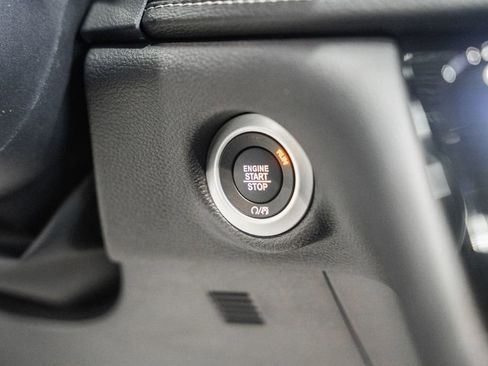 New 2026 Chrysler Pacifica Select image 24