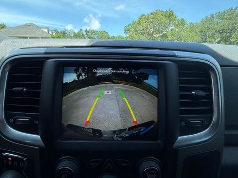 Used 2019 RAM 1500 Big Horn RWD image 30
