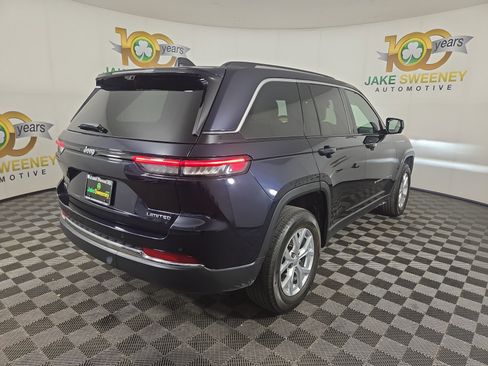 Certified 2023 Jeep Grand Cherokee Limited w/ Luxury Tech Group II AWD/4WD image 10