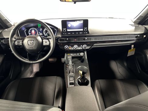 Used 2025 Honda Civic Sport image 4
