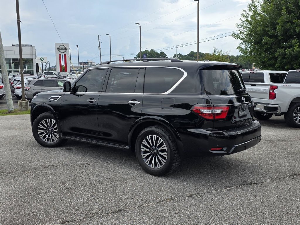 Used 2023 Nissan Armada SL w/ Midnight Edition Package AWD/4WD image 4