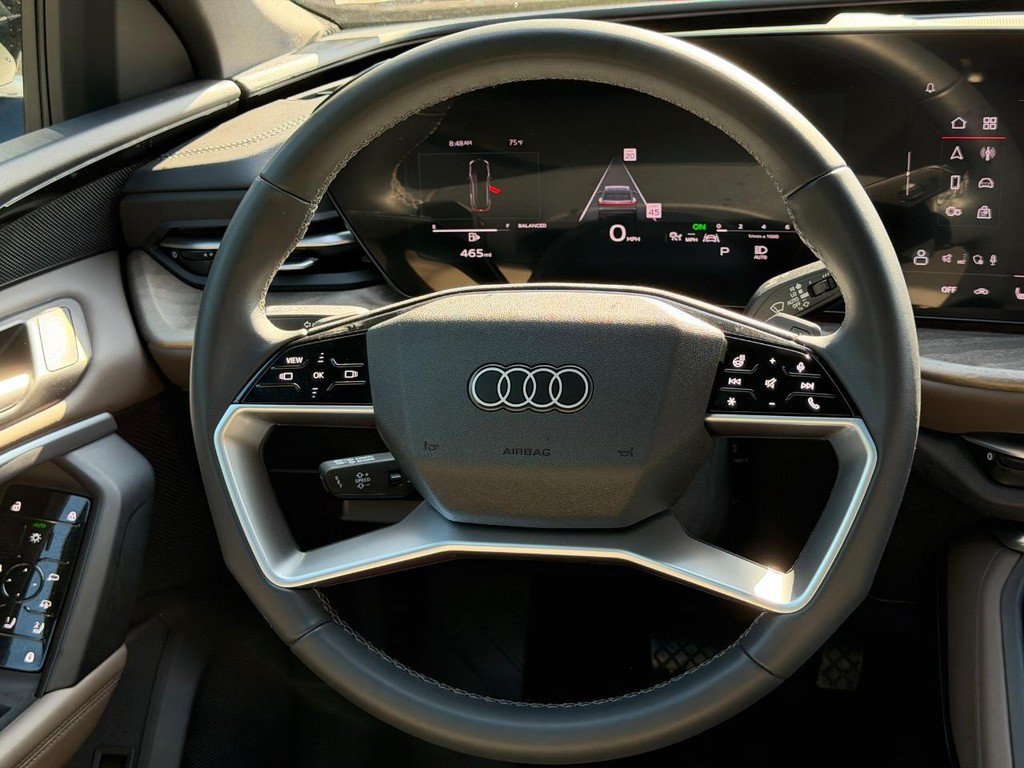 Used 2025 Audi Q5 Premium w/ Convenience Package AWD/4WD image 12